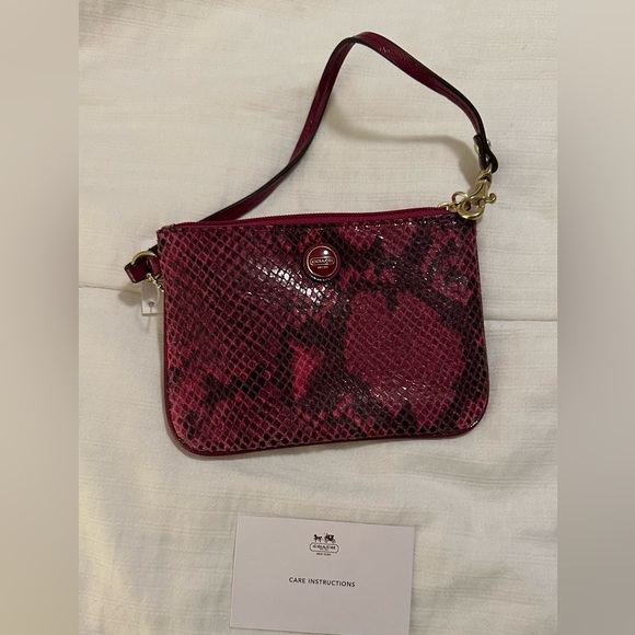 NWT COACH Python Snakeskin Leather Wristlet Raspberry F50162 - Picture 5 of 5
